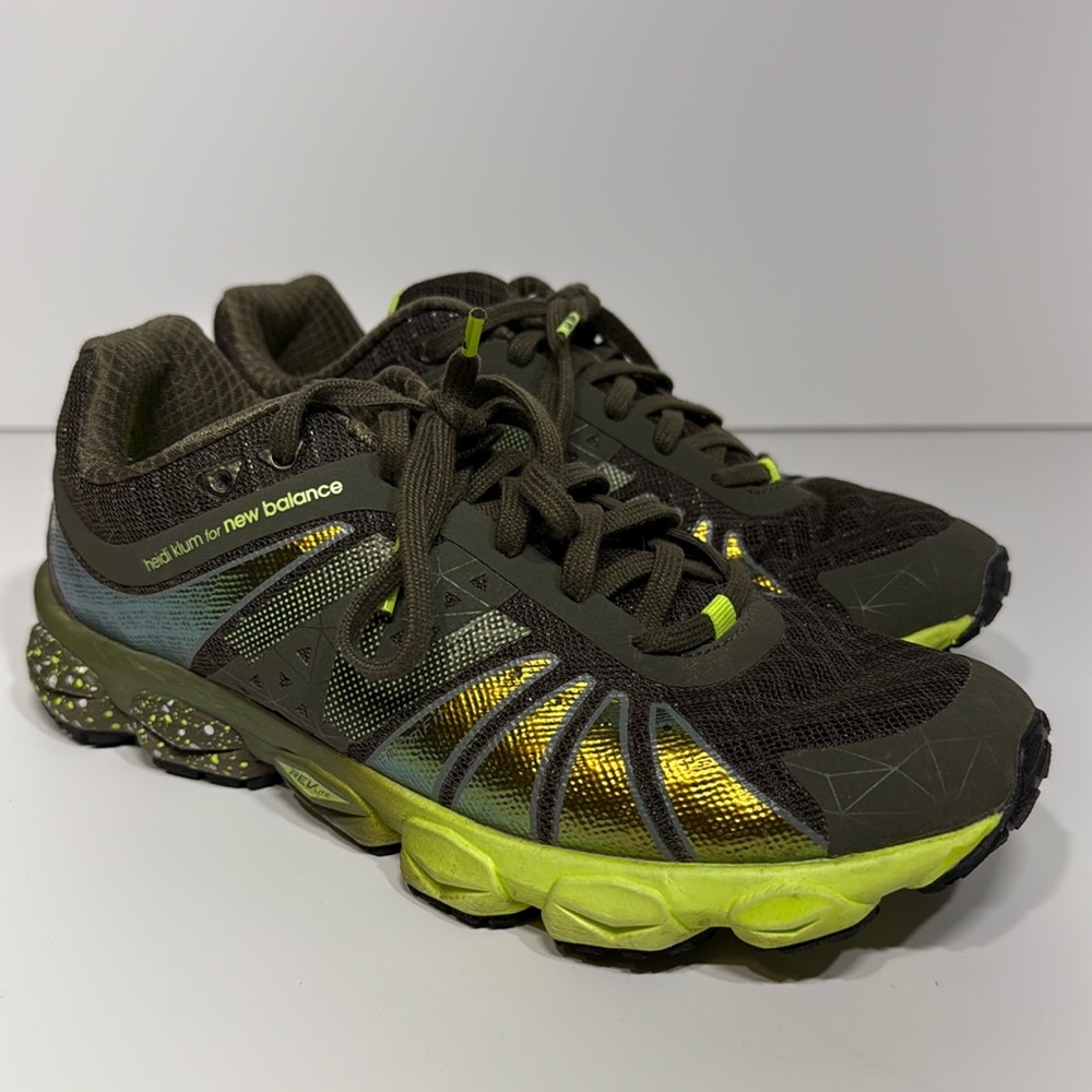 EUC Women's New‎ Balance Heidi Klum 890 Running Sneakers | Size 9